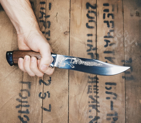 Нож Златоуст "Волк", орех, сталь 95х18 - интернет магазин Полигон